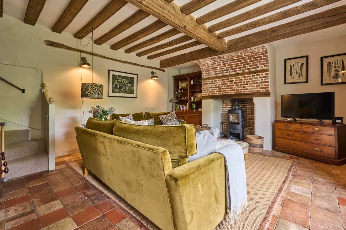Woodcutters Cottage – photo 18