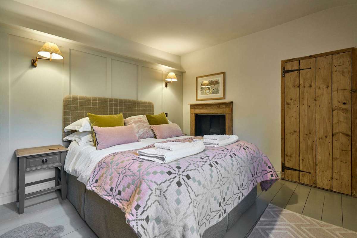 Woodcutters Cottage – photo 23