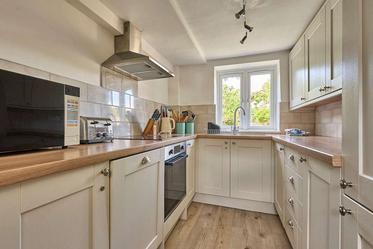 Teal Cottage – photo 4
