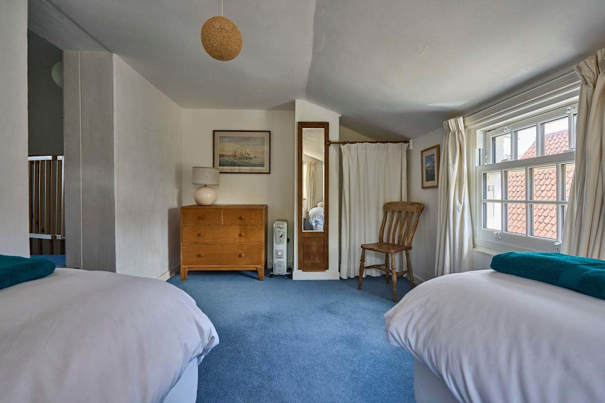 Teal Cottage – photo 18