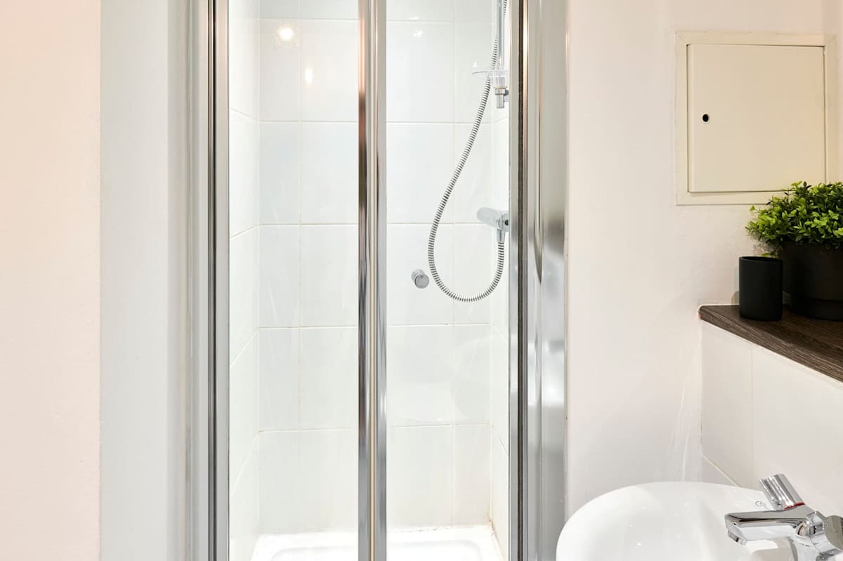 Flat 3, 4 Leigh Street – photo 22