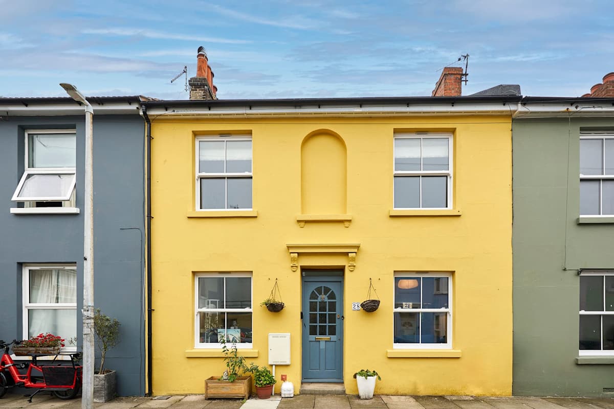 Yellow House – photo 5