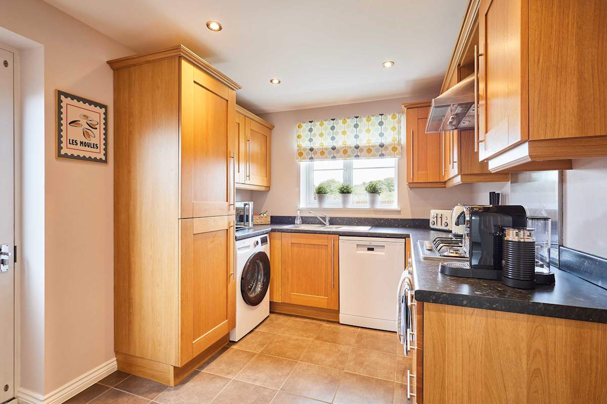 Stratton Close – photo 10