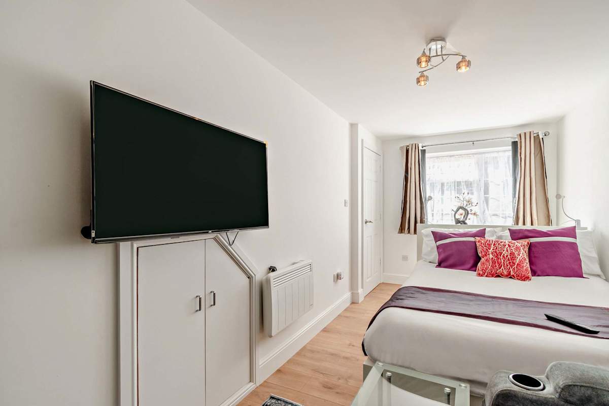 Poplar Apartment – photo 13