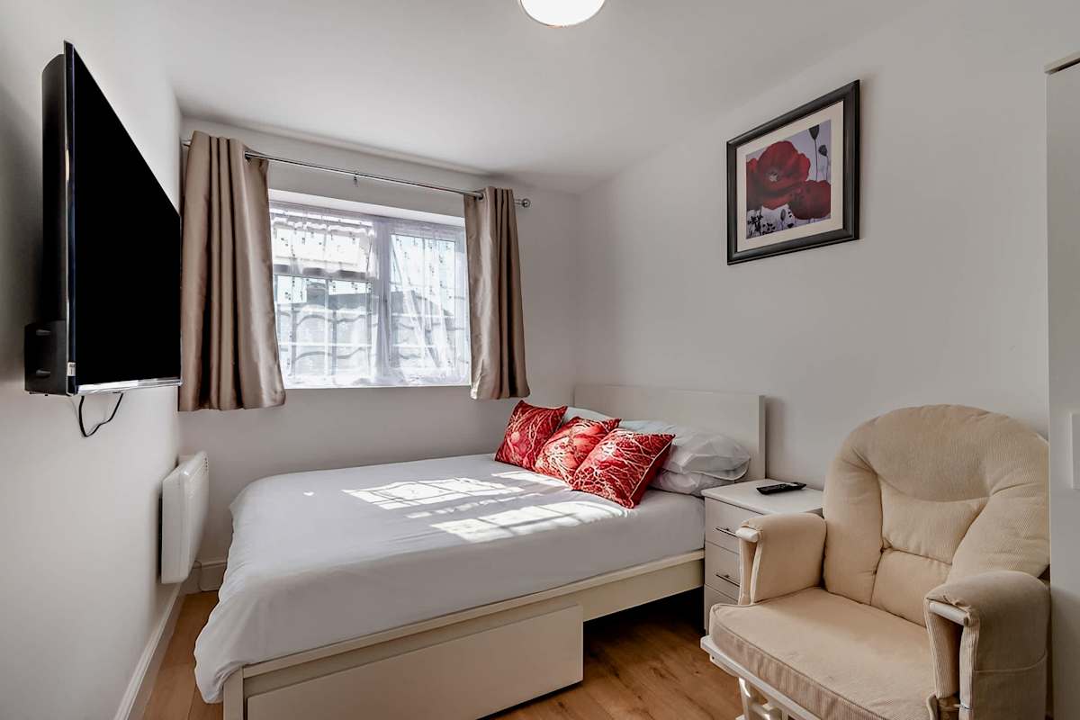 Cedar Apartment – photo 8