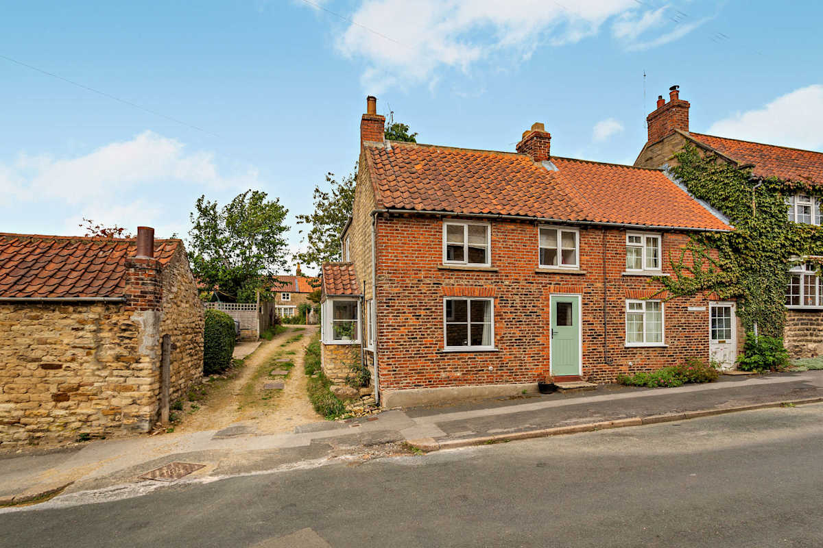 Hatton Rose Cottage – photo 18