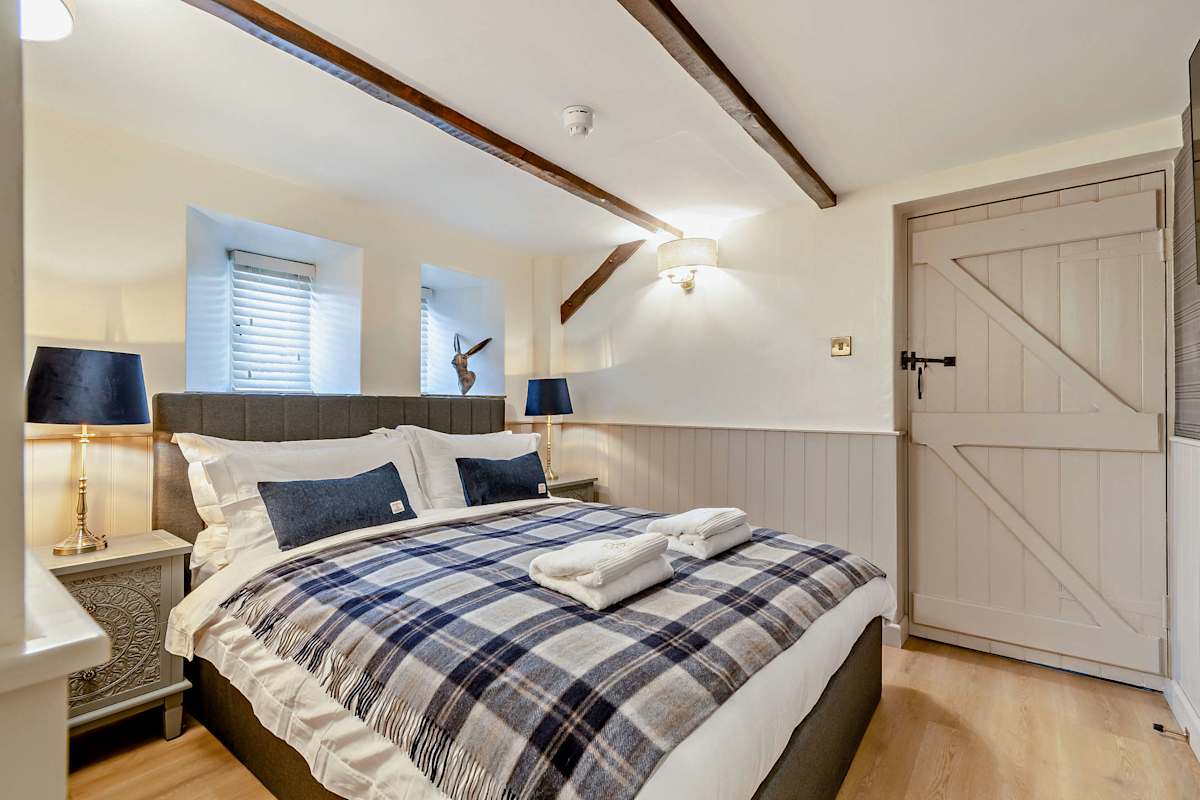 Rosedale – photo 1