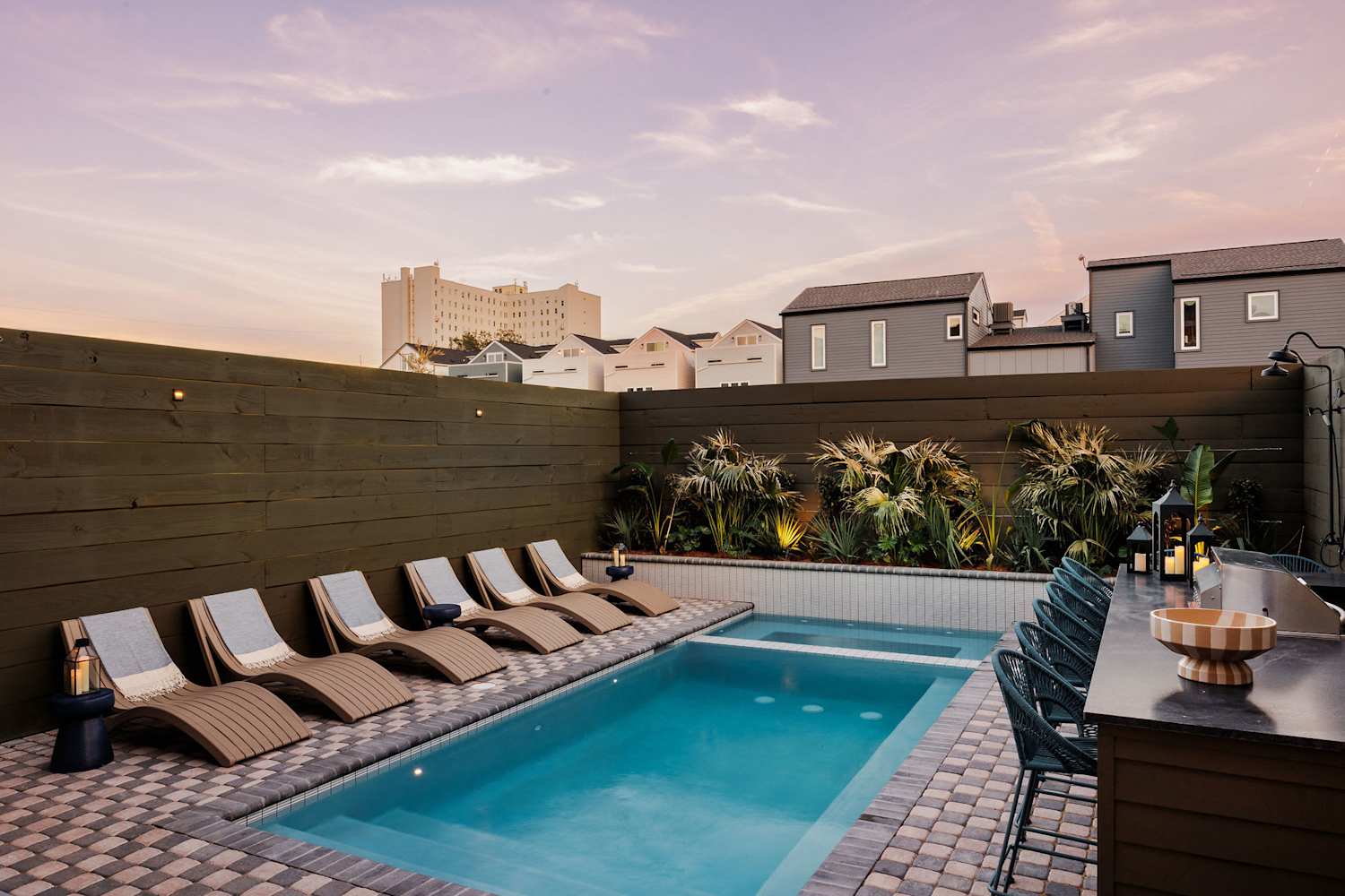 Modern New Homes, Heated Pools and Spas photo 1
