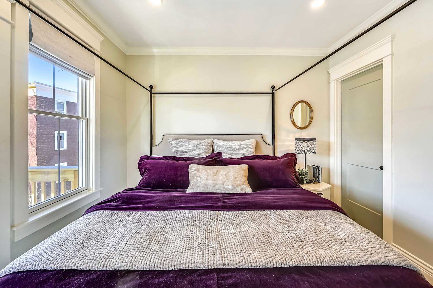 3BR Cozy Boston Condo, Near T photo 2