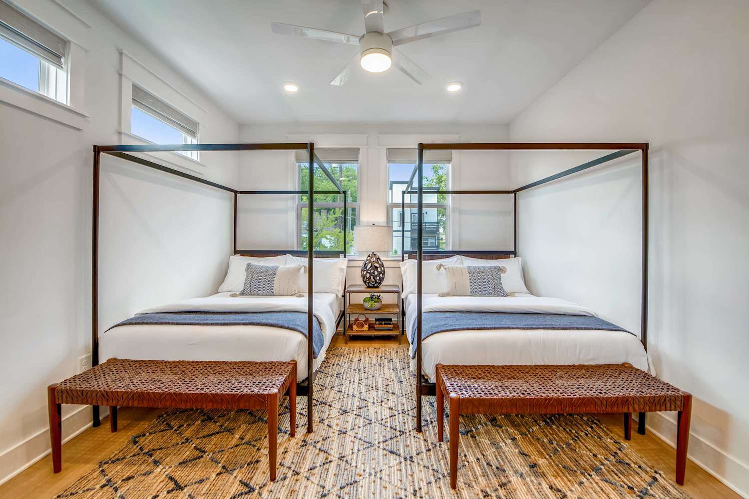 Two Beautiful Luxury Renovations, Near Downtown photo 1