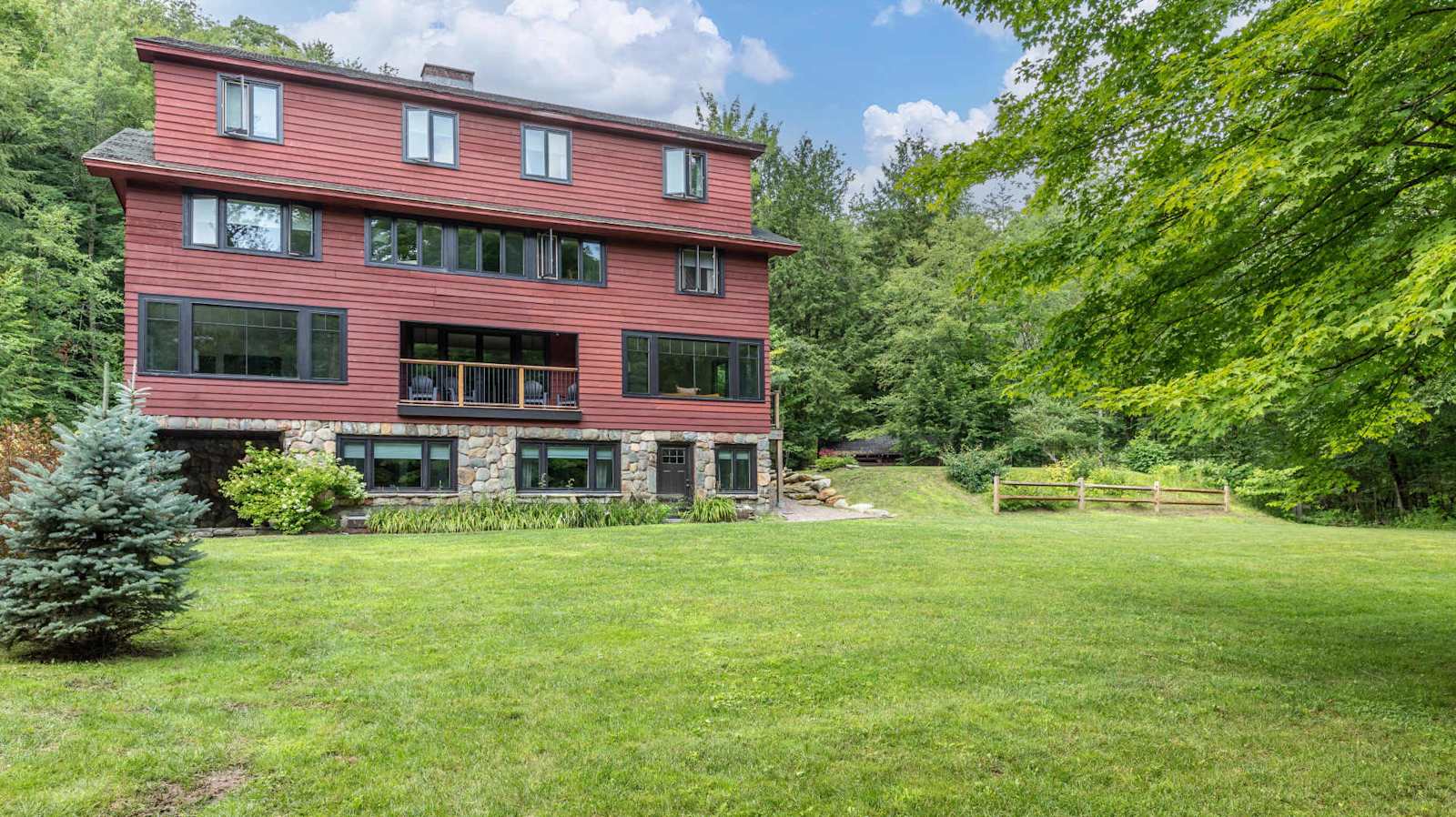 2BR Stowe Mountain Unit | River & Ski Access photo 1