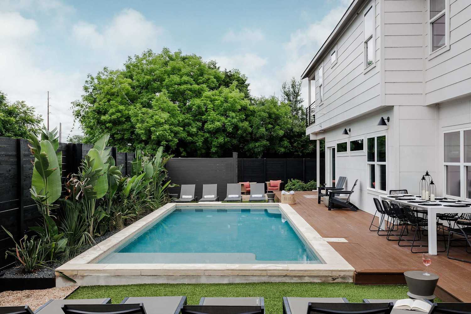 10BR East Austin Combo | Private Pool & Game Rooms photo 1