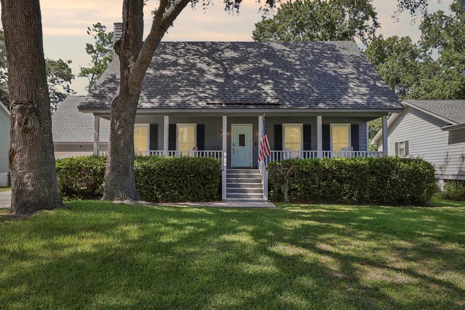 4BR Savannah Retreat, Heated Pool, Grill & Garden photo 2
