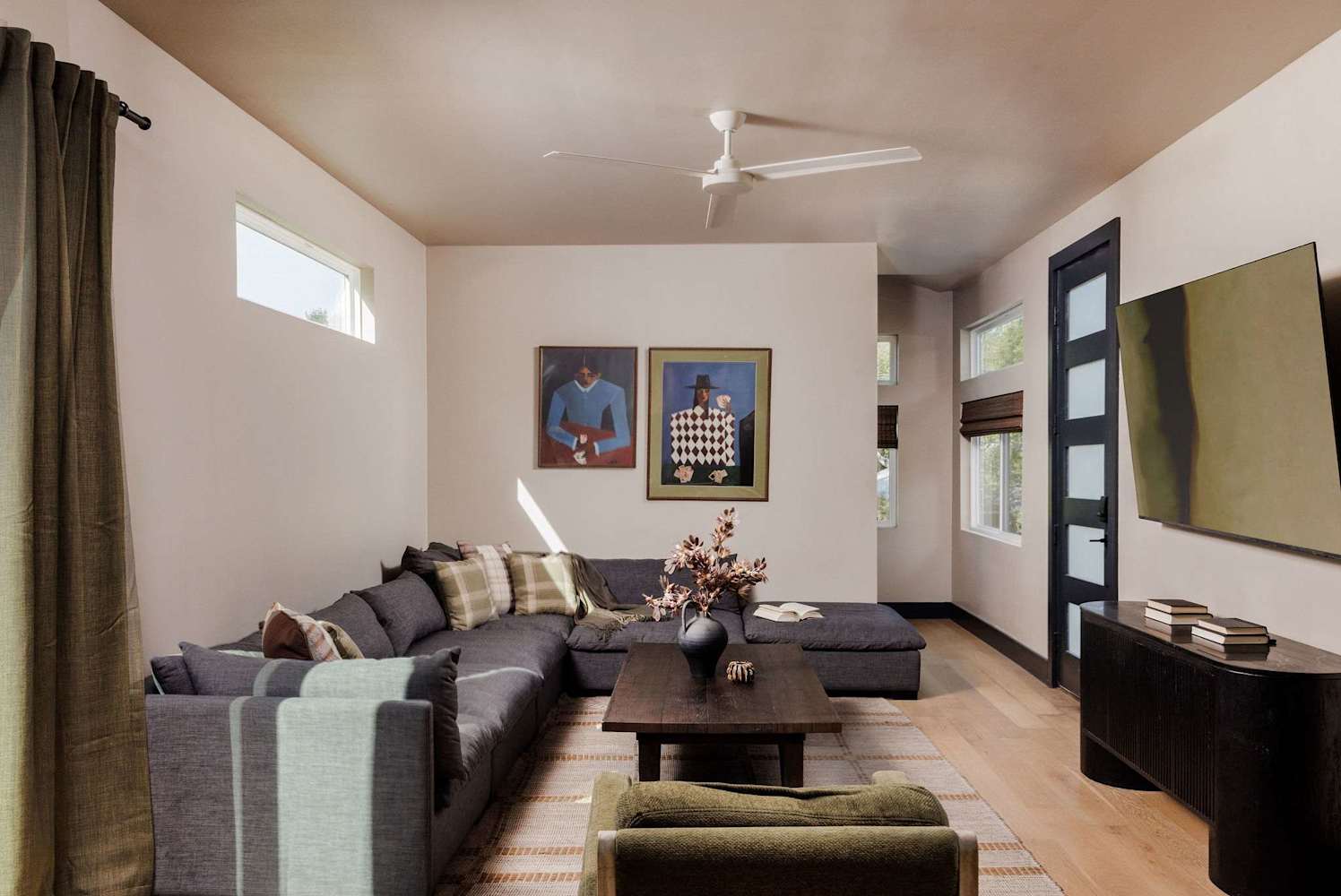 Modern Austin Retreat with Hot Tub & Sauna photo 1