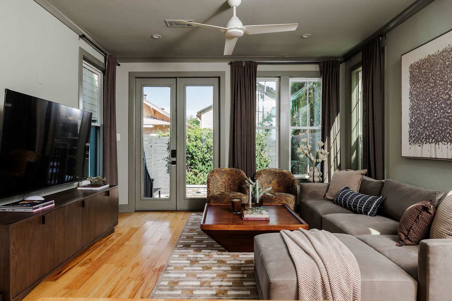 Spacious Treme Retreat, Private Heated Pool photo 1