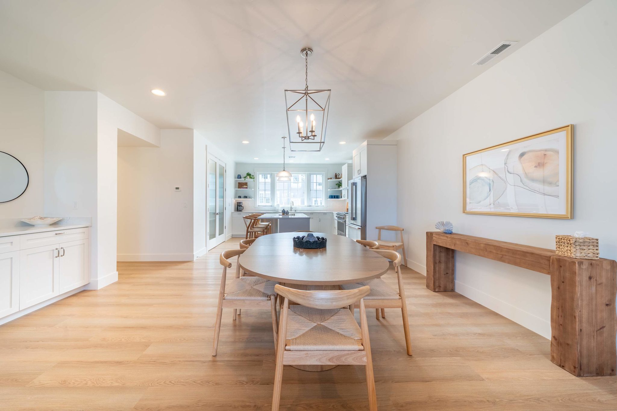 Dining area with seating for six