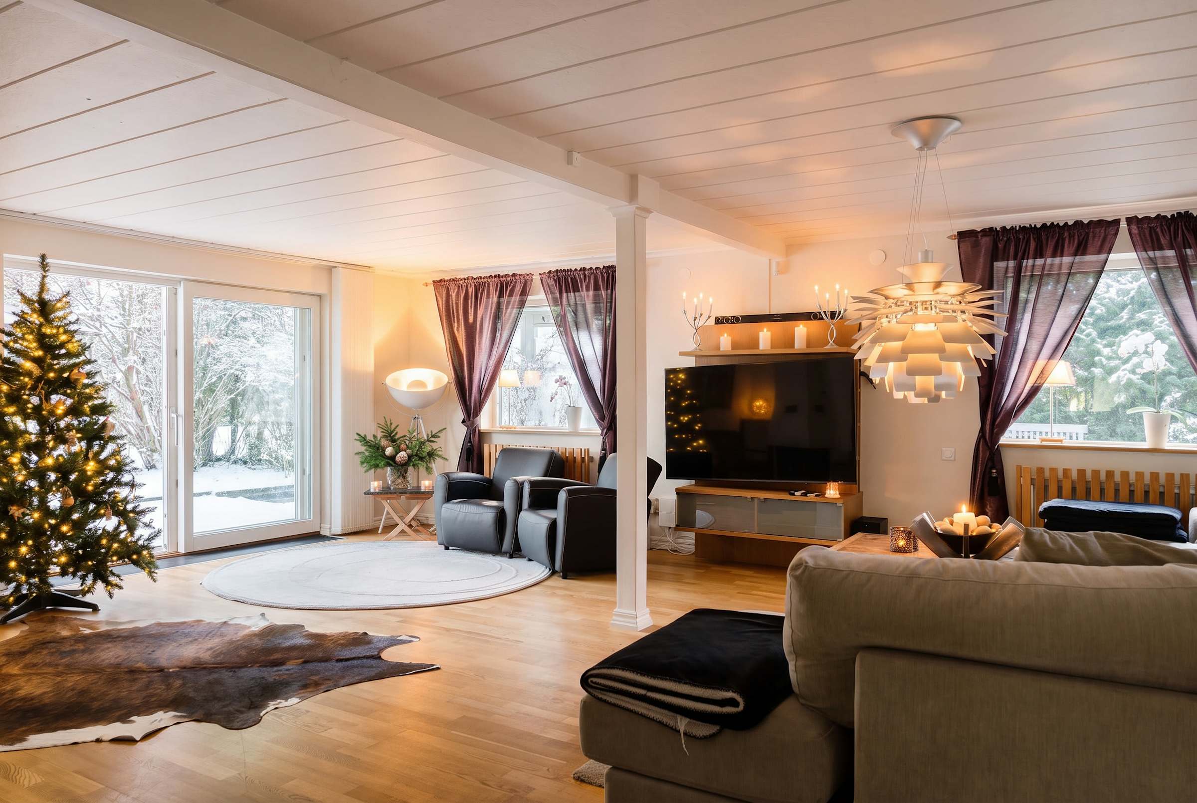 Winter Escape for 8: Sauna, Fireplace & Garden – Järfälla, Stockholm
