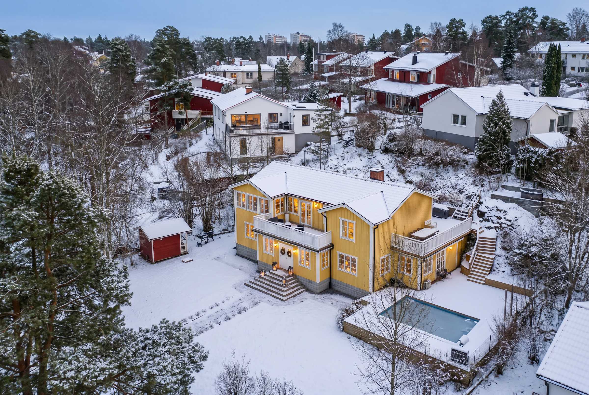 Spacious 260 m² Villa for 8, Djursholm – Djursholm, Danderyd
