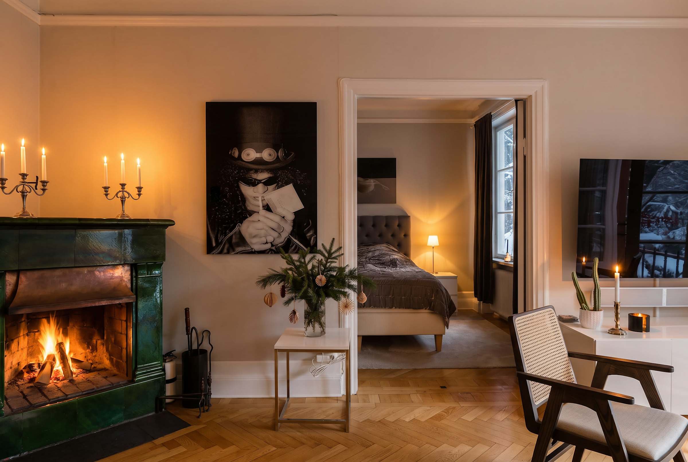 Karlaplan Home, Balcony & Fireplace, 70 sqm – Stockholm