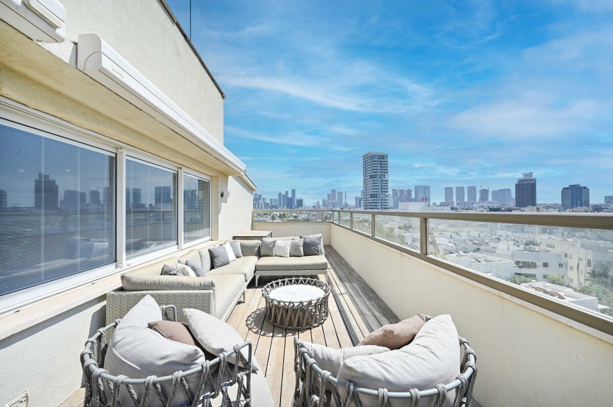 Panoramic 3BR Gordon beach Penthouse by HolyGuest