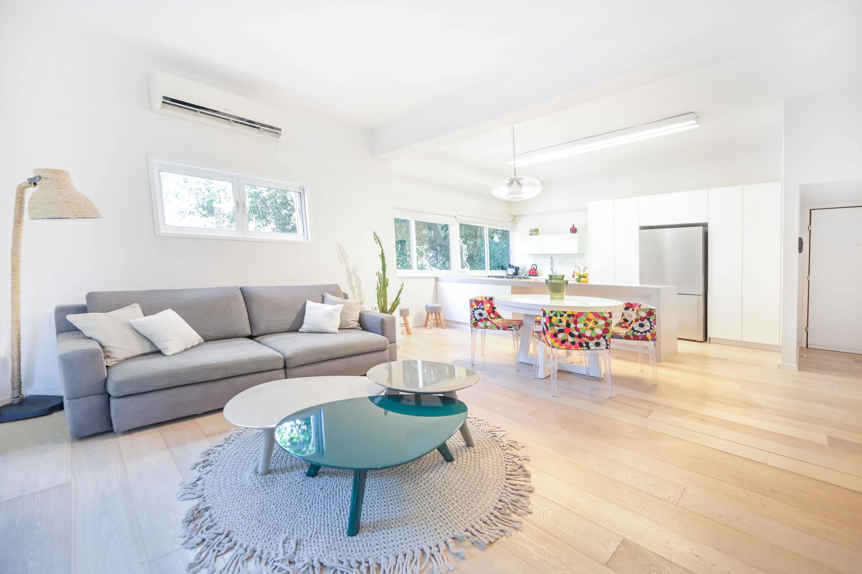 Sea&Sun 2BR close Gordon Beach by HolyGuest