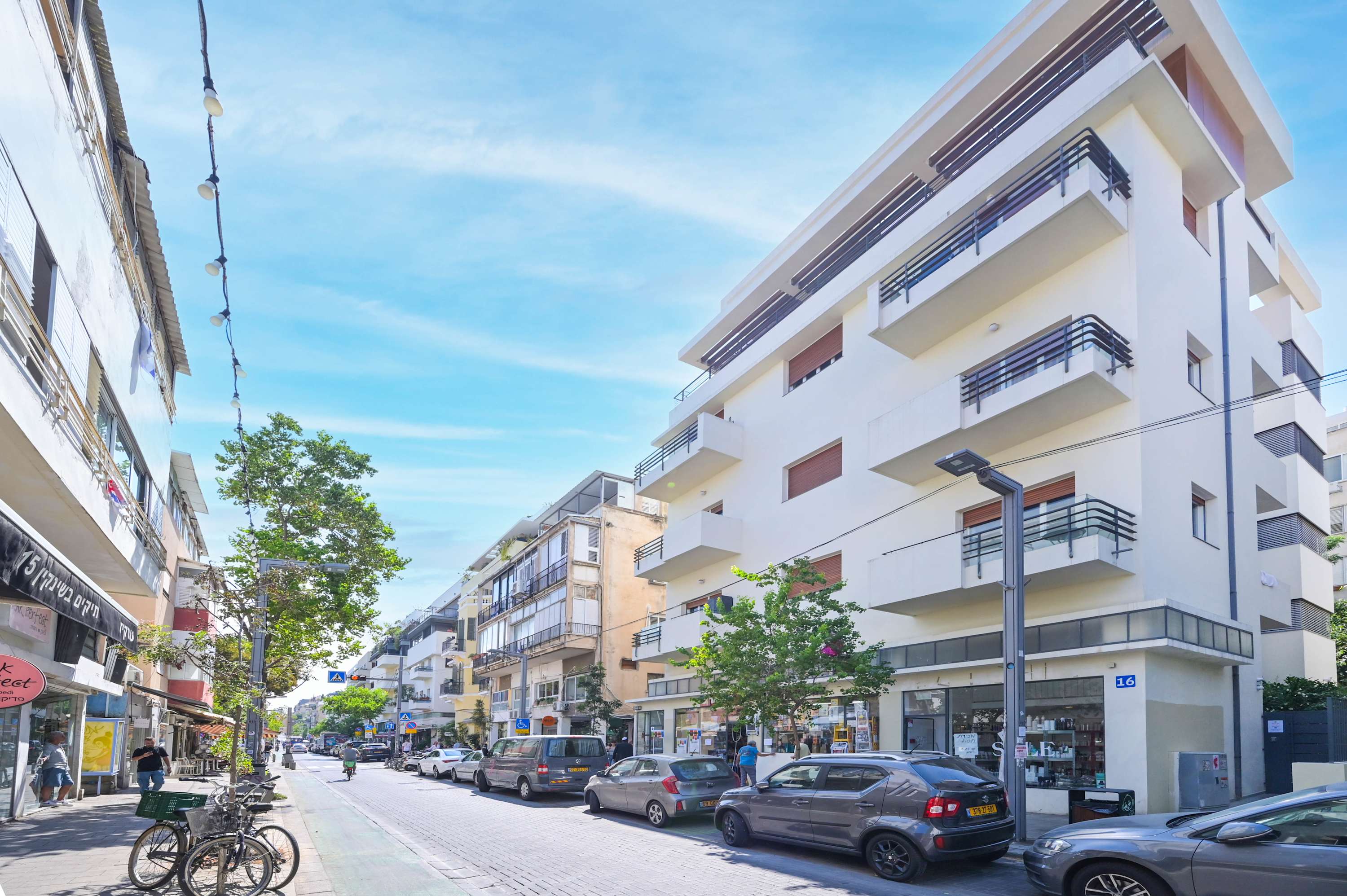 Sunny City 1BR in Shenkin st  by HolyGuest