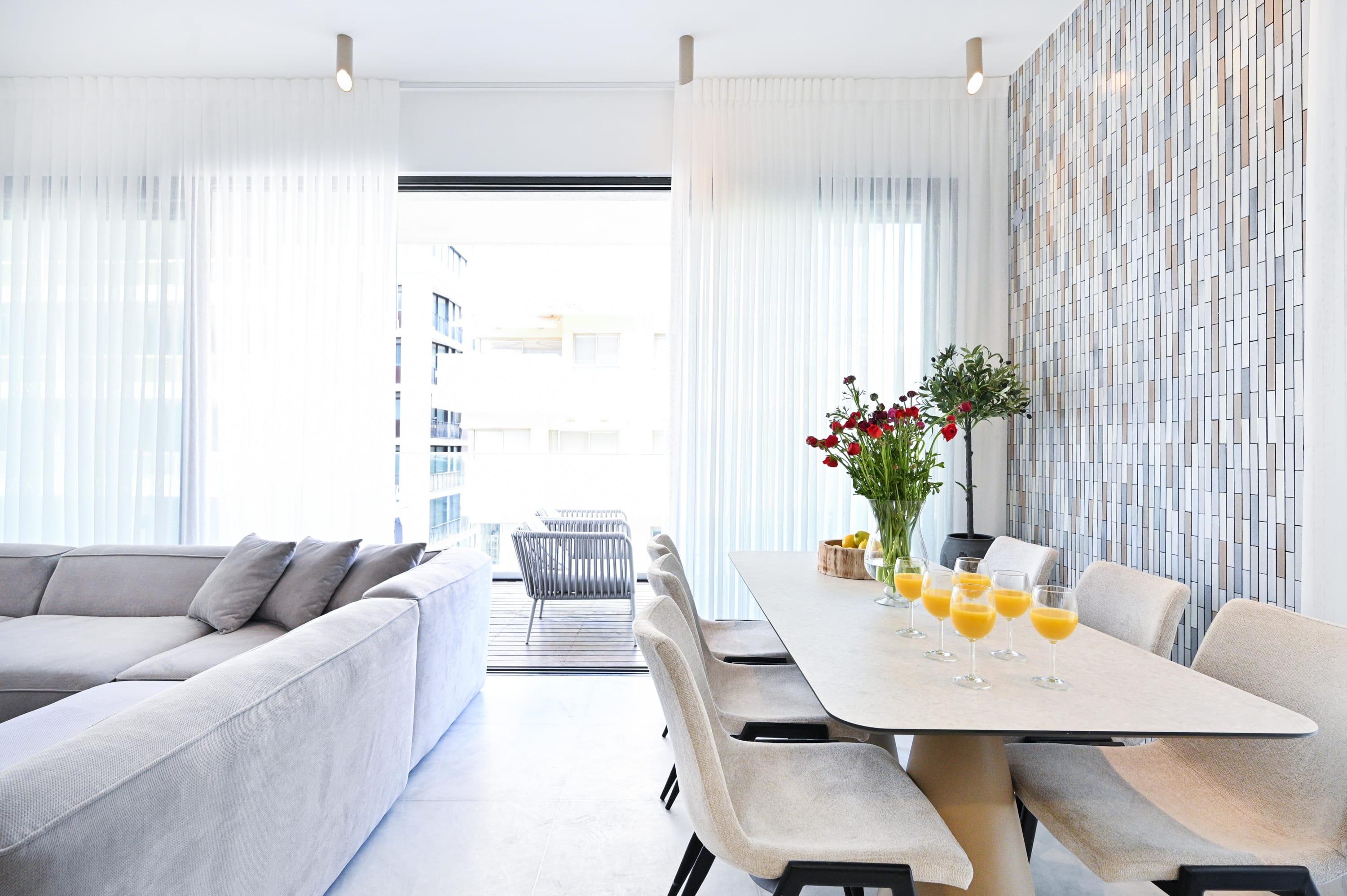 Modern Sea View 3BR on Frishman Beach by HolyGuest 4