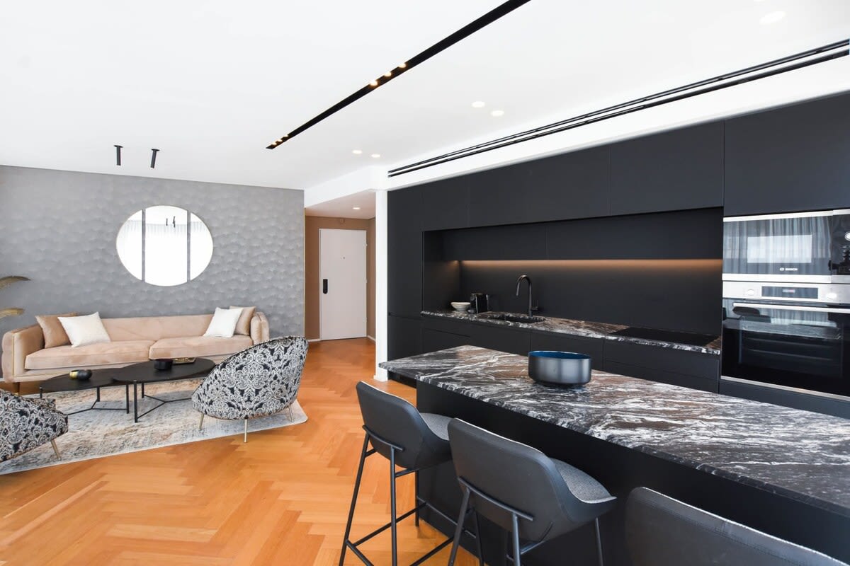 Modern 2BR Apartment in Ben Yehuda by HolyGuest 5