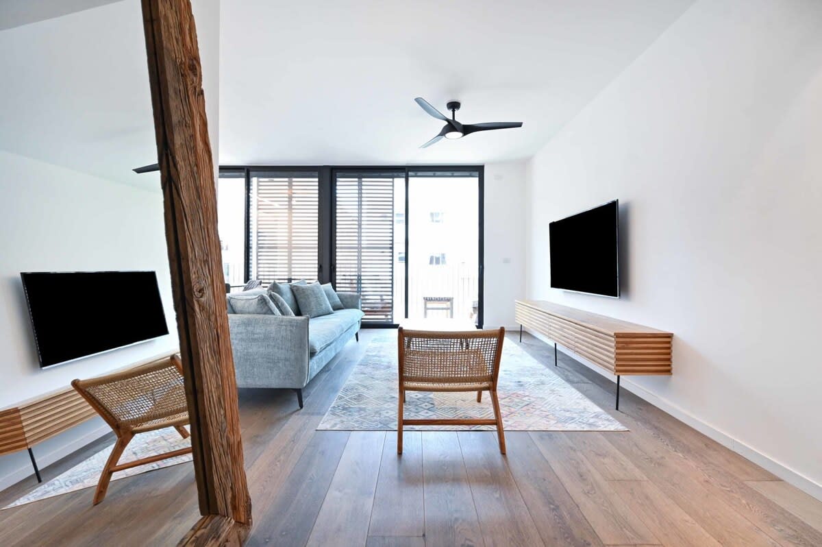 Charming 2BR with Balcony in Ben Yehuda st By HolyGuest 3
