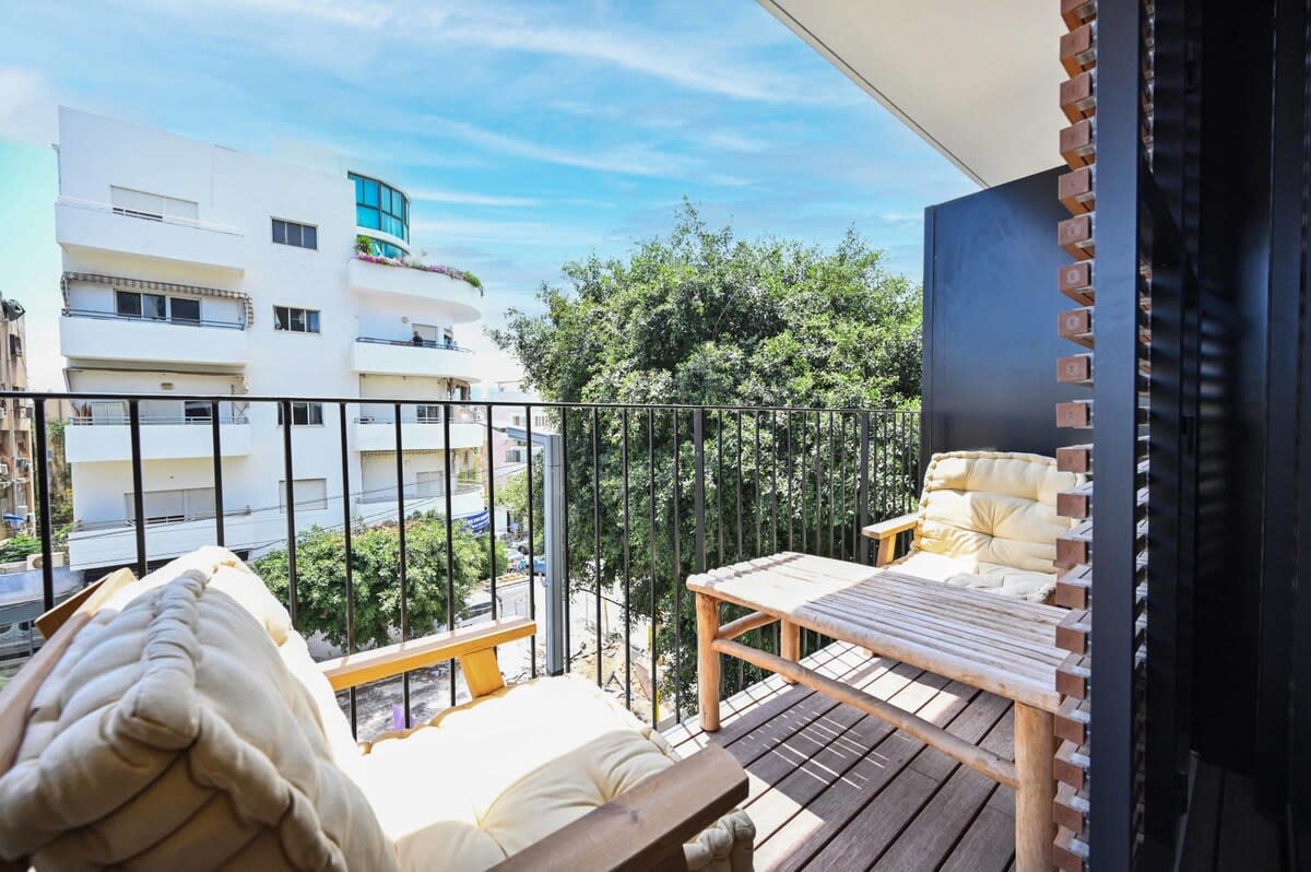Charming 2BR with Balcony in Ben Yehuda st By HolyGuest 5
