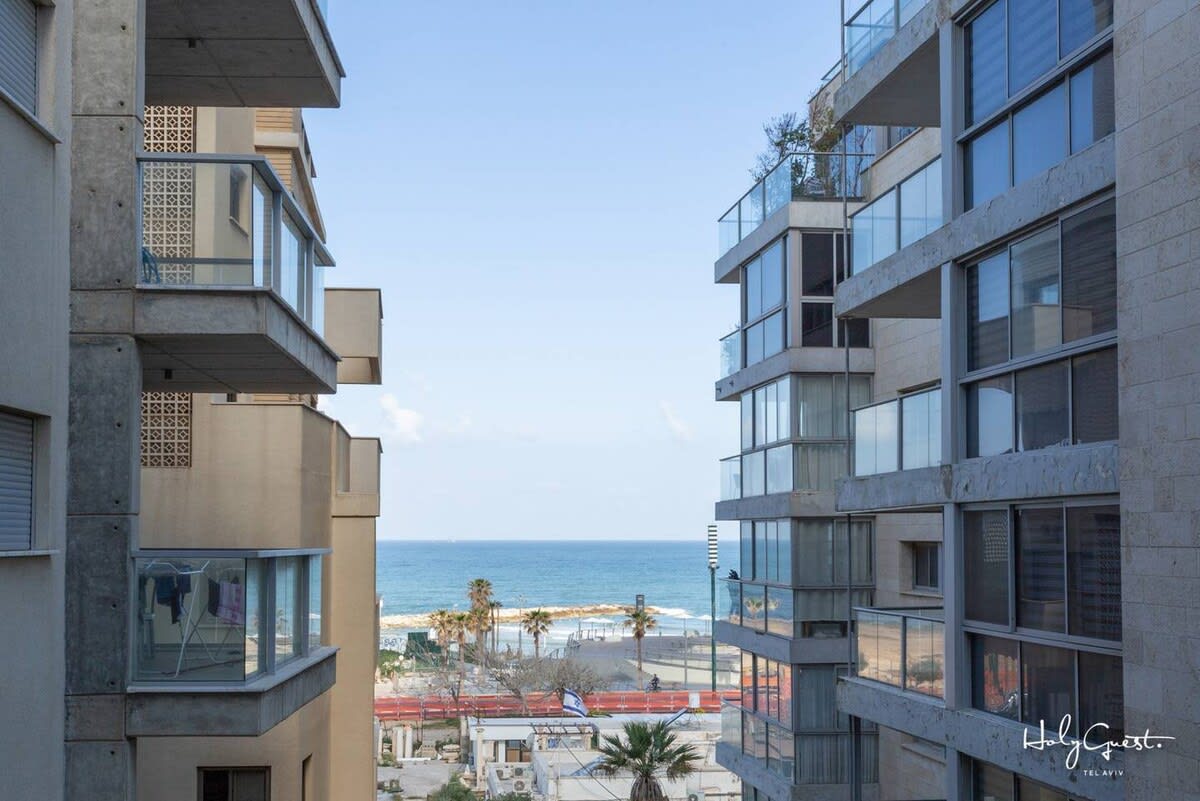 Modern 2 BR near Shouk Hacarmel by HolyGuest 4