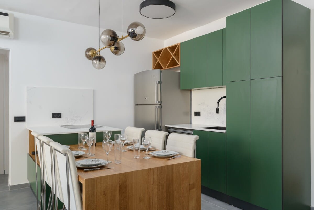 Bright 3BR with Balcony in Dizengoff by HolyGuest 3