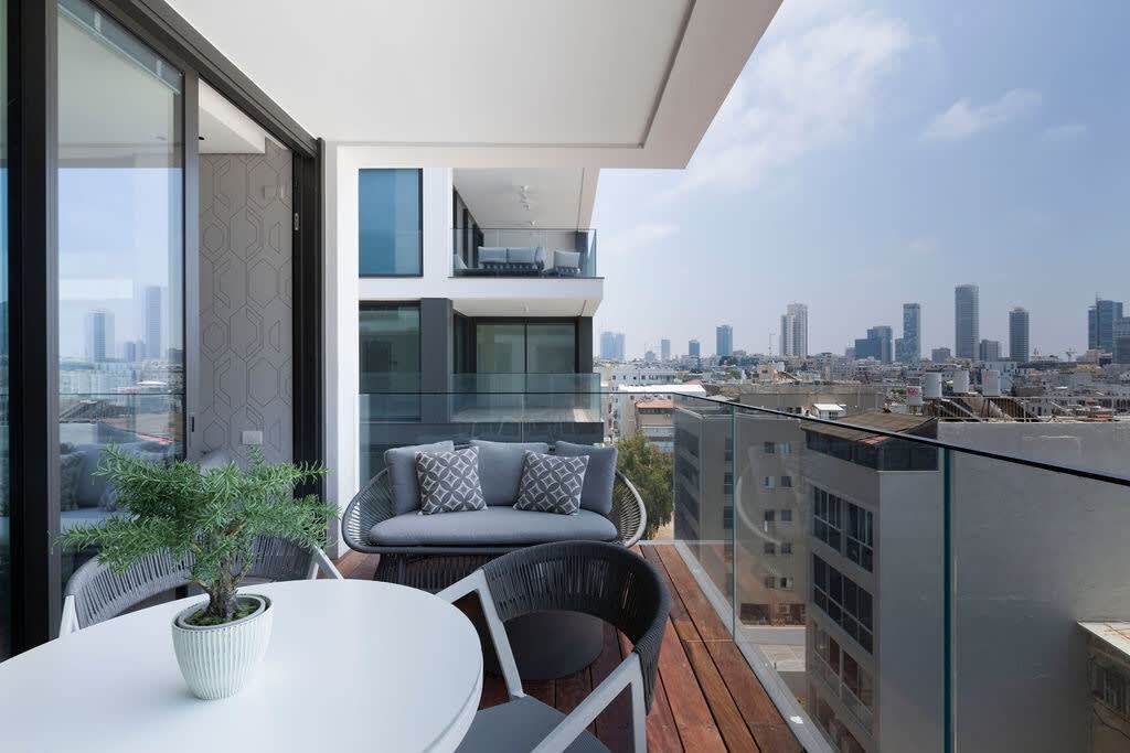 Extraordinary 1BR at Geula by HolyGuest 4