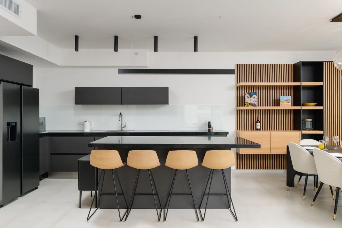Luxury 3BR at Geula Beach by HolyGuest 3