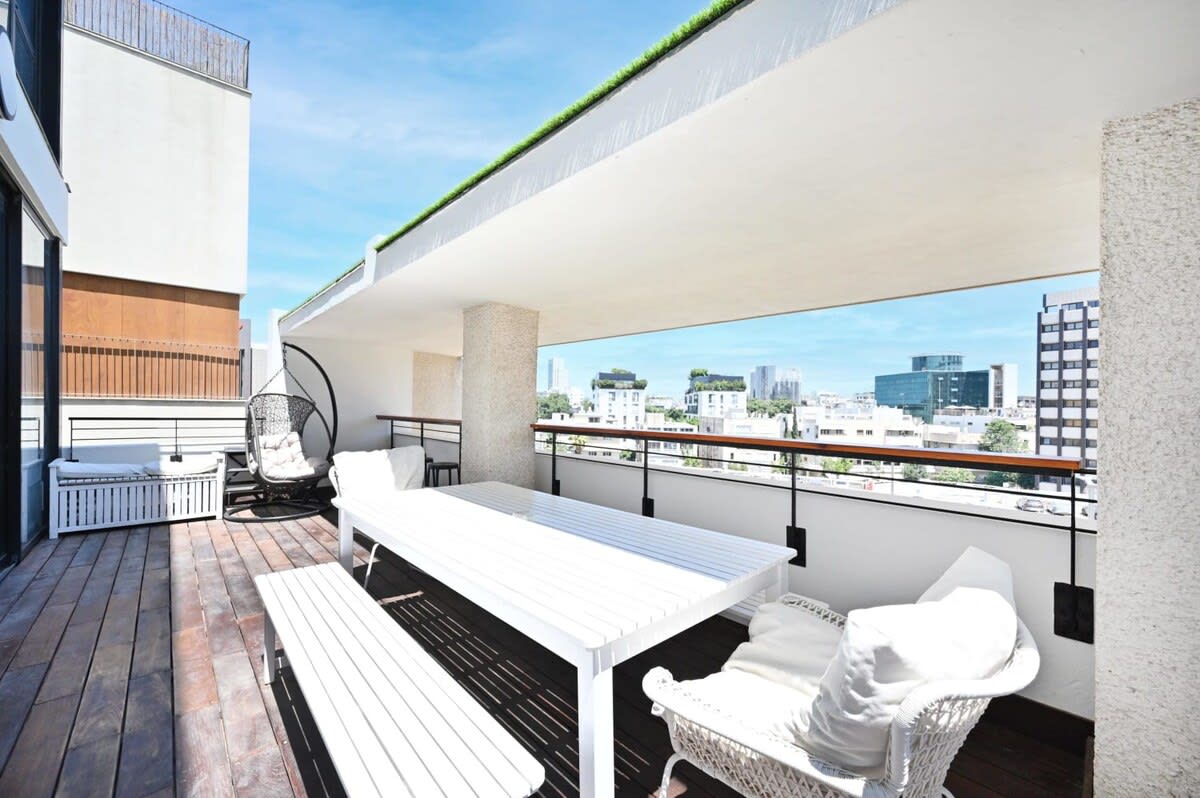 Renovated 3BR Penthouse Rothschild by HolyGuest 5