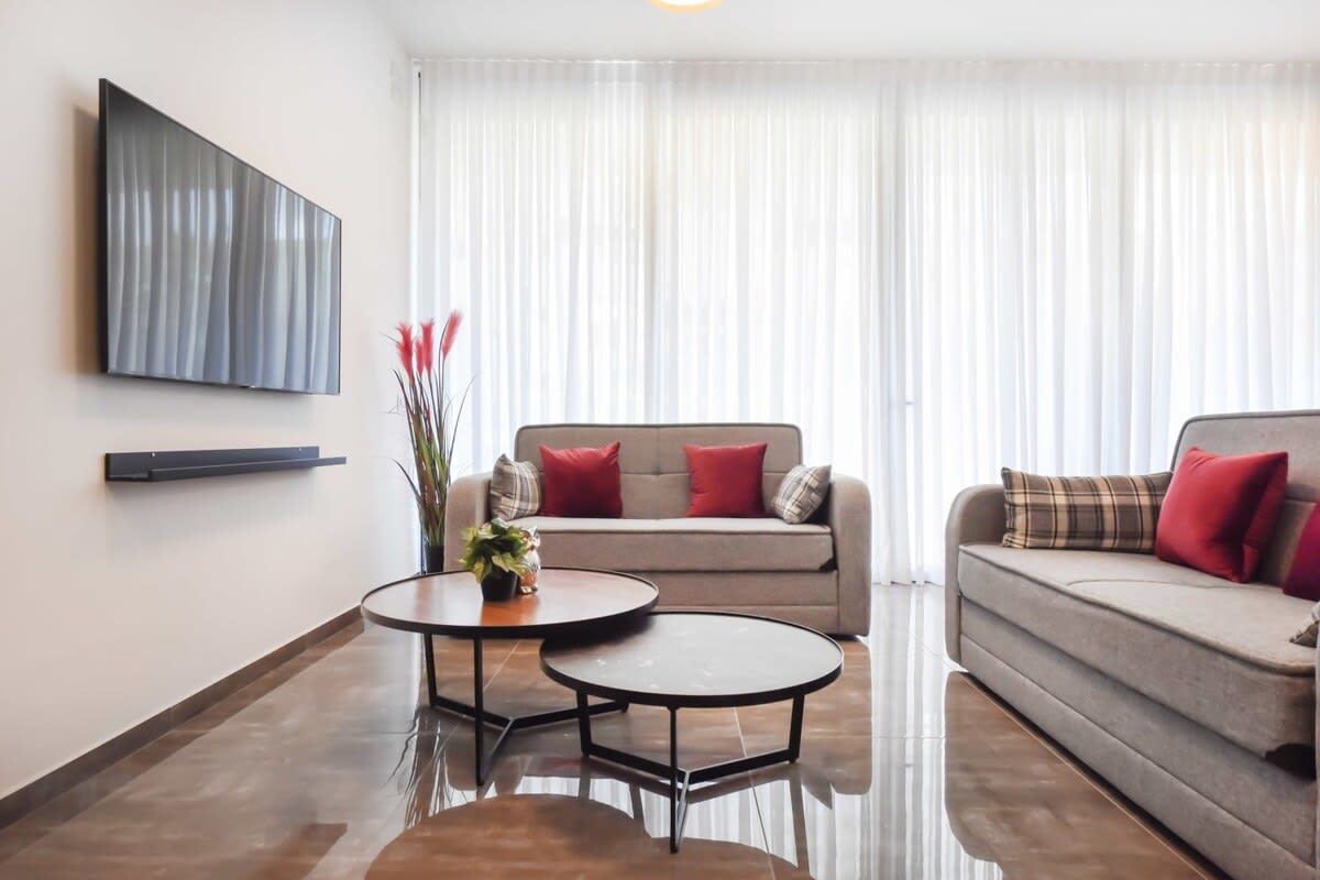 Brand New 1BR in front of the beach by HolyGuest 4