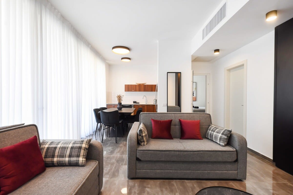 Brand New 1BR in front of the beach by HolyGuest 3