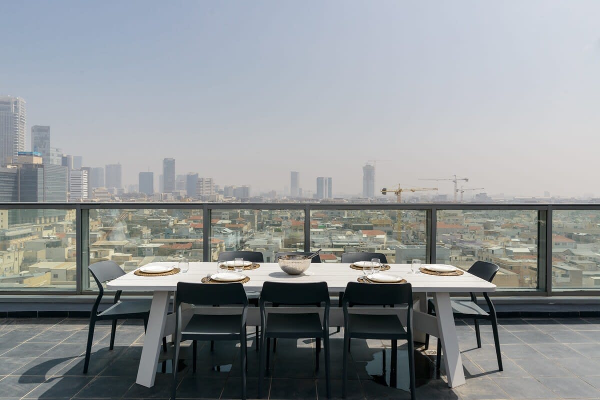 Neve Tsedek-Florentin-Design Duplex Penthouse by HolyGuest 4