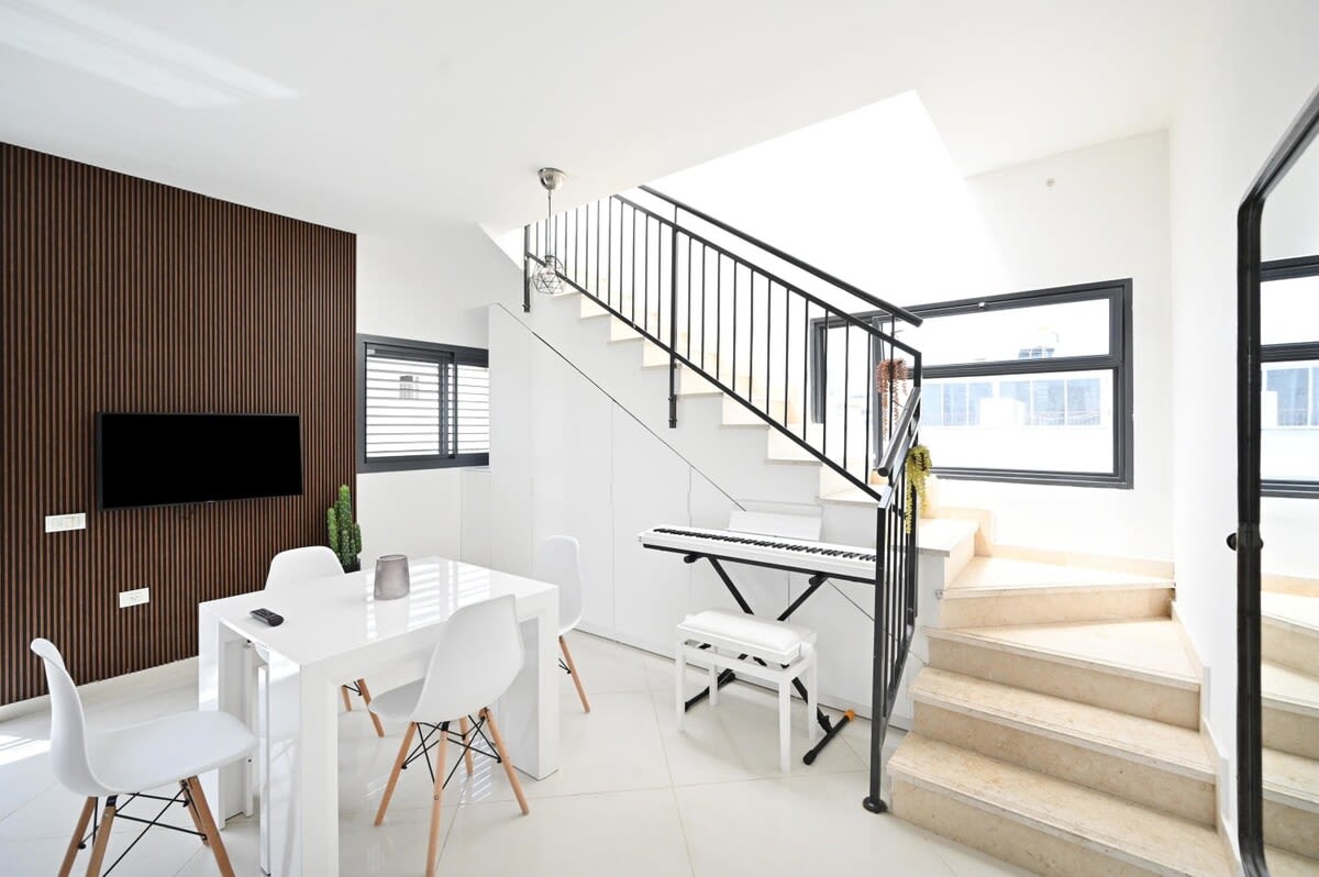 Modern 3BR Duplex near BograshovBeach by HolyGuest 4