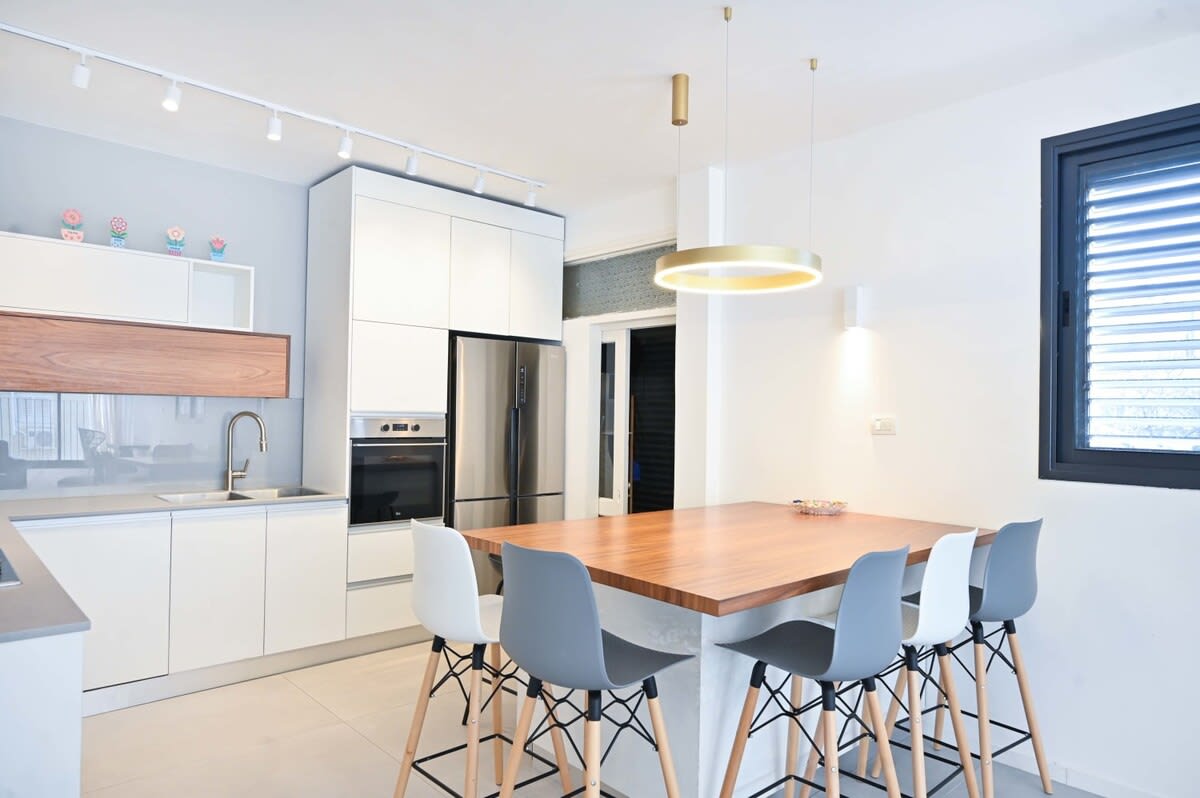 Tranquility 2BR at Trumpeldor by HolyGuest 5