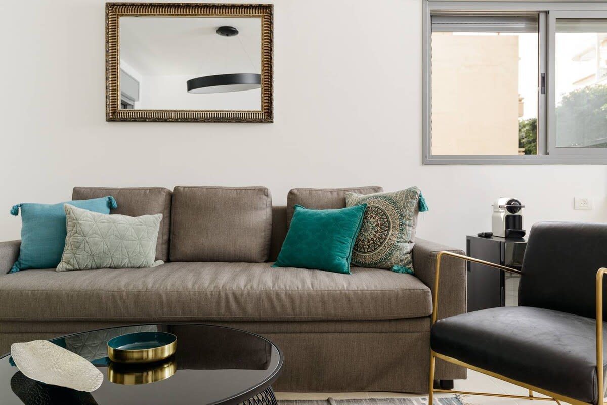 Brand New 2BR/2BATH by HolyGuest 4