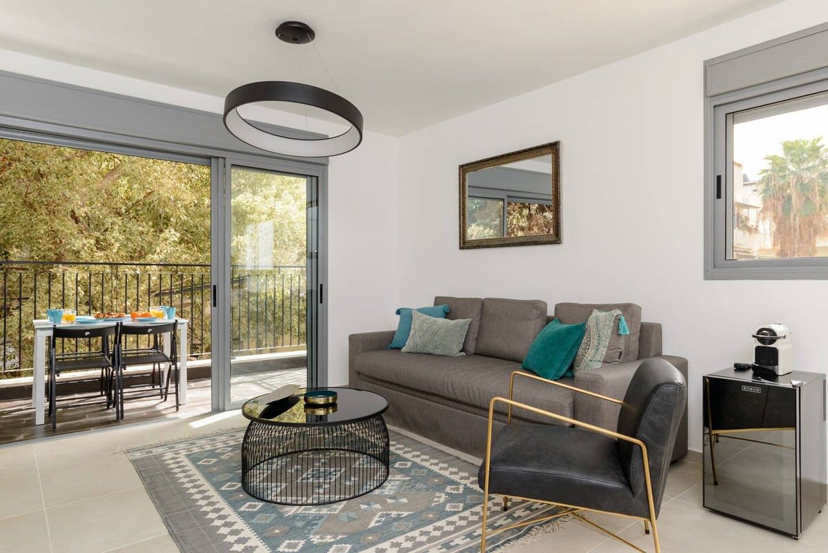 Brand New 2BR/2BATH by HolyGuest 2