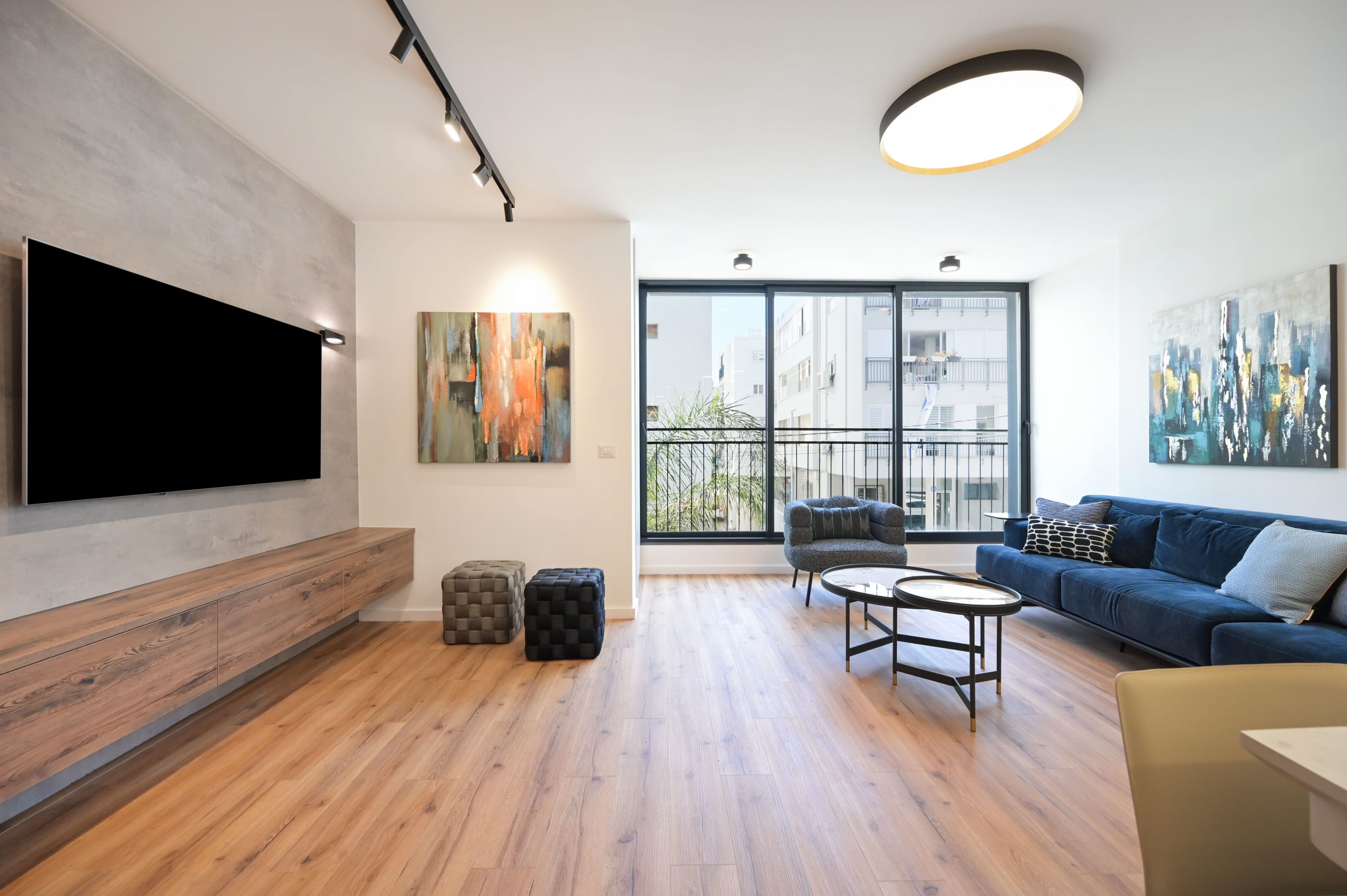 Elegance 3 BR in Gordon Beach by HolyGuest 3