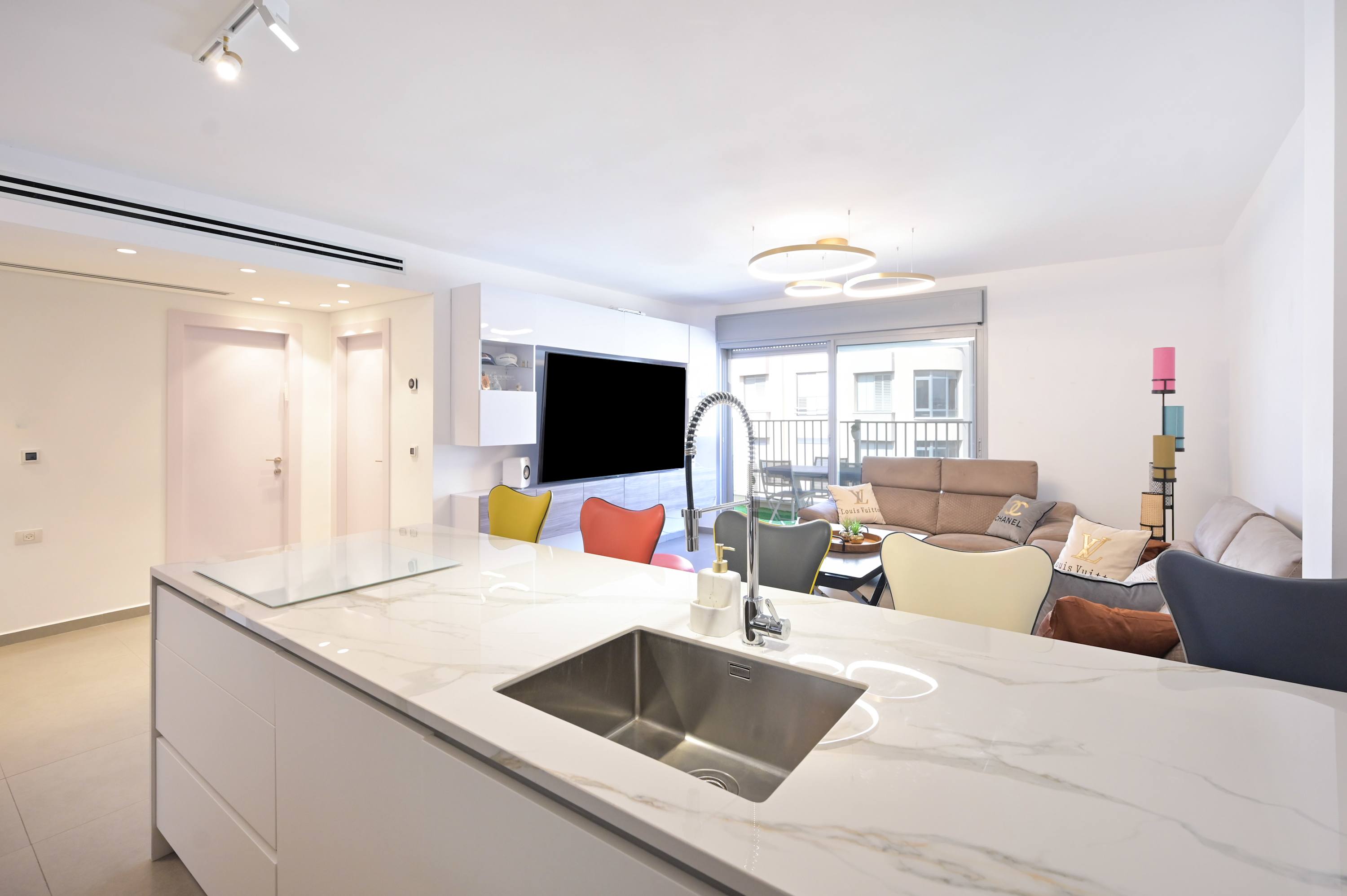 3BR Beach&City Vibes in Bugrashov by HolyGuest 2