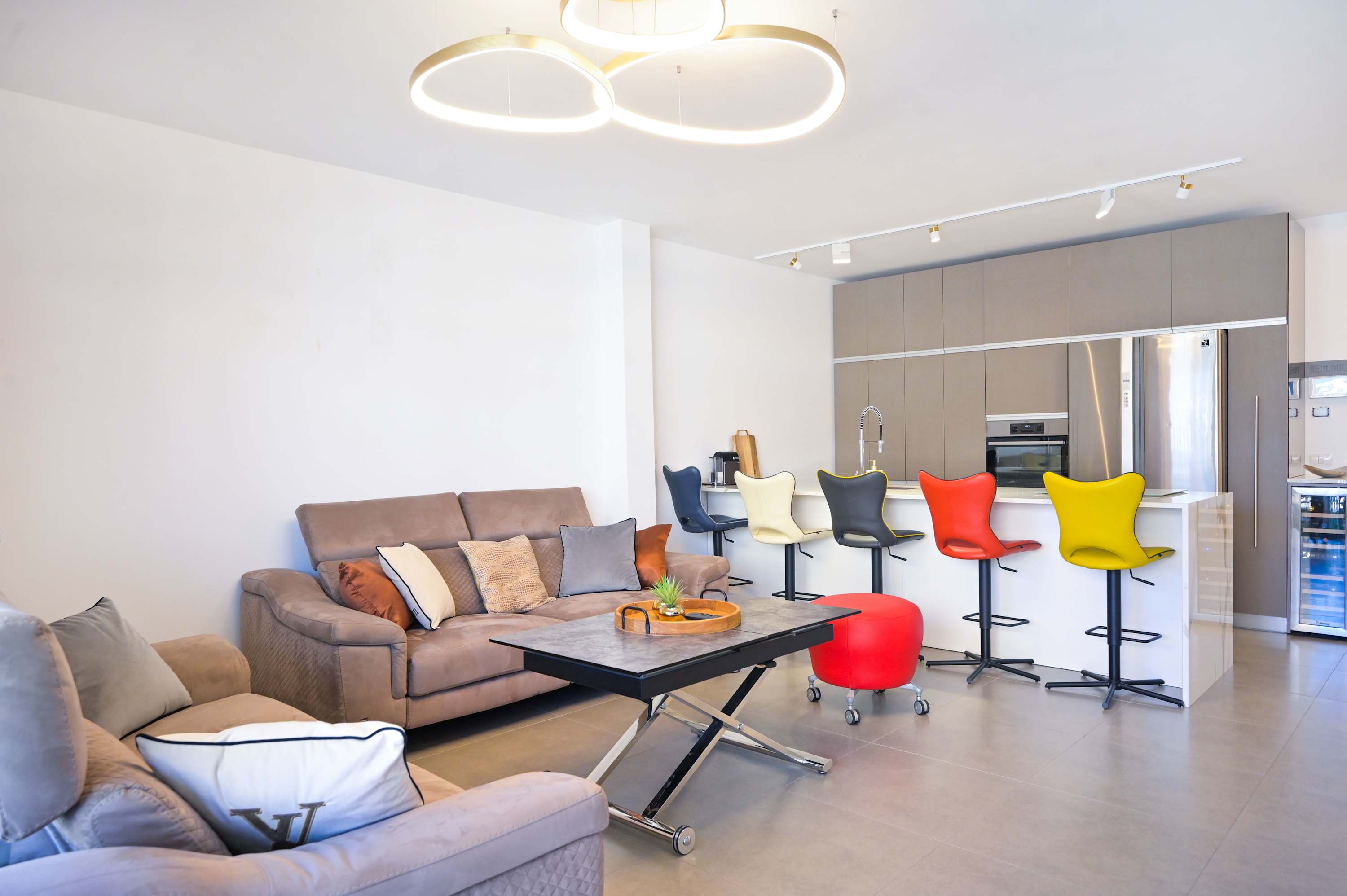 3BR Beach&City Vibes in Bugrashov by HolyGuest 4