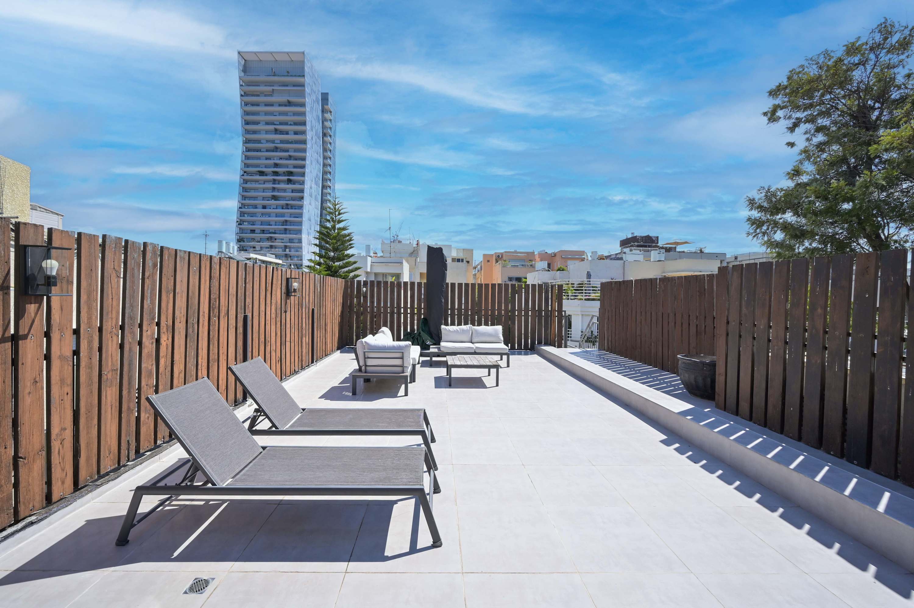 3BR Rooftop Near Hilton Beach by HolyGuest 2