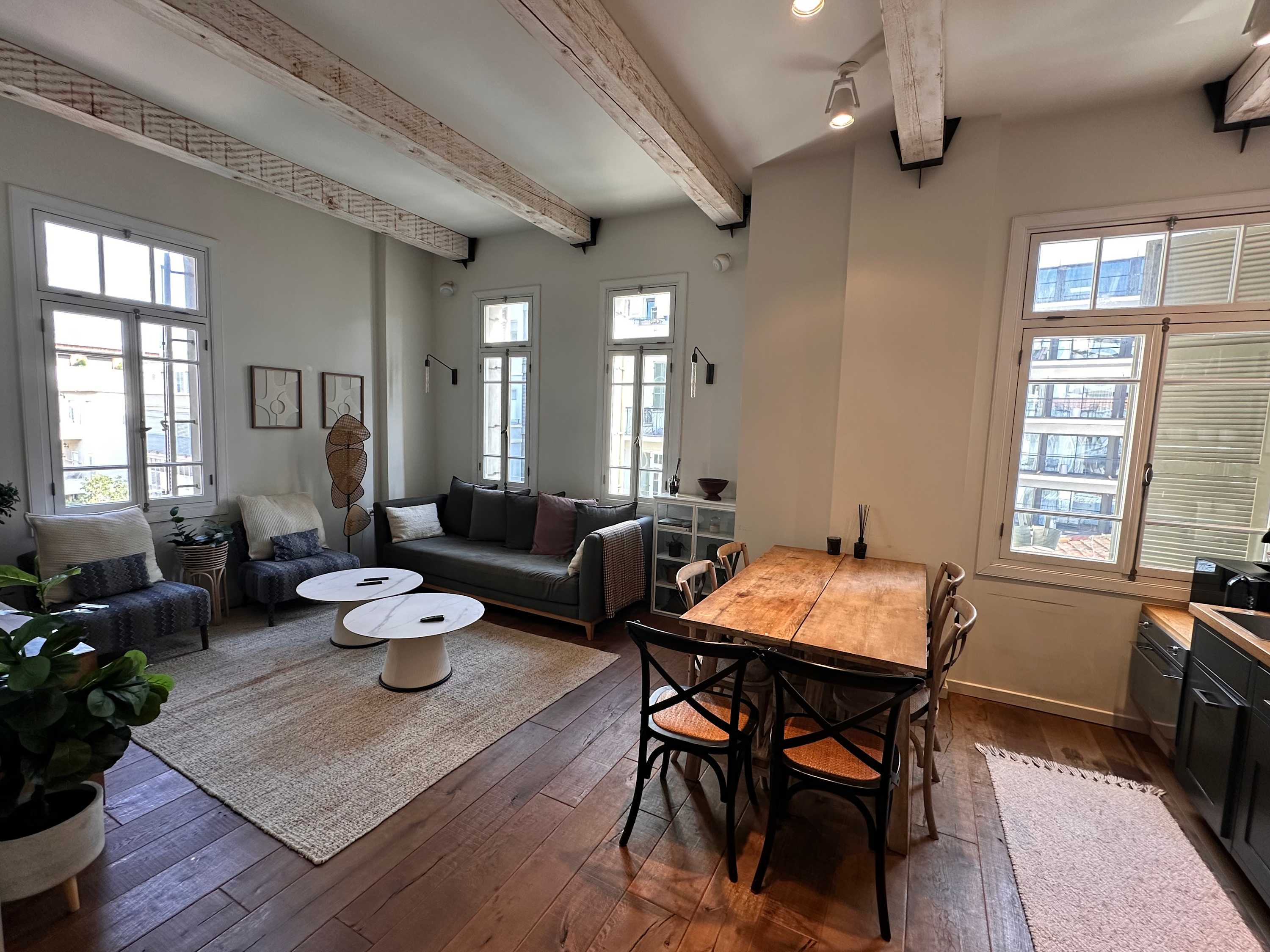 Bohemian Living on Kalisher St by HolyGuest 4