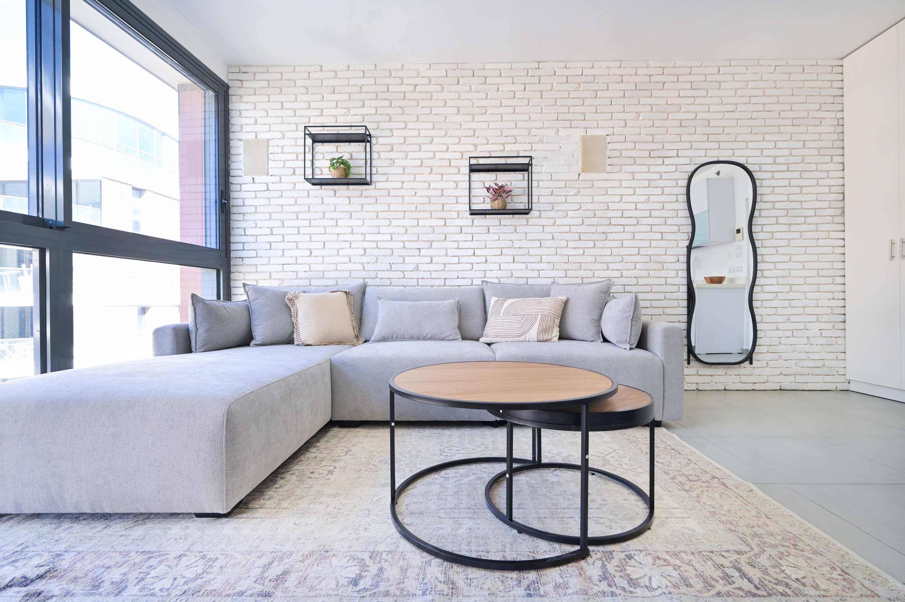 Chic & High Florentine 1BR by HolyGuest 5