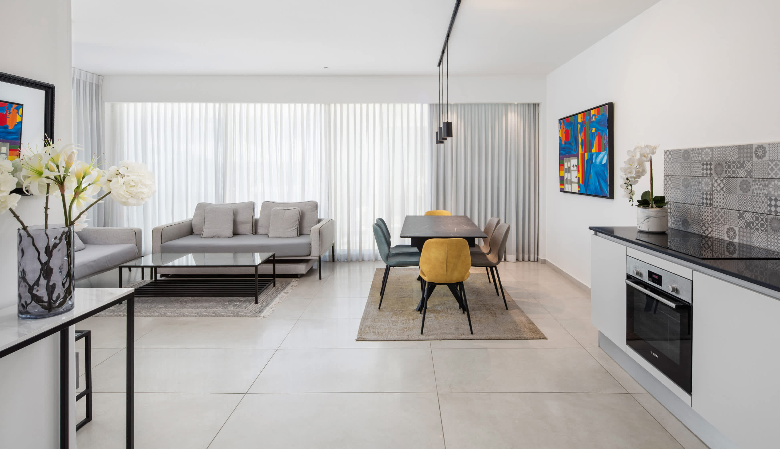 Chic Beachside Apartment w/ Balcony by HolyGuest 2