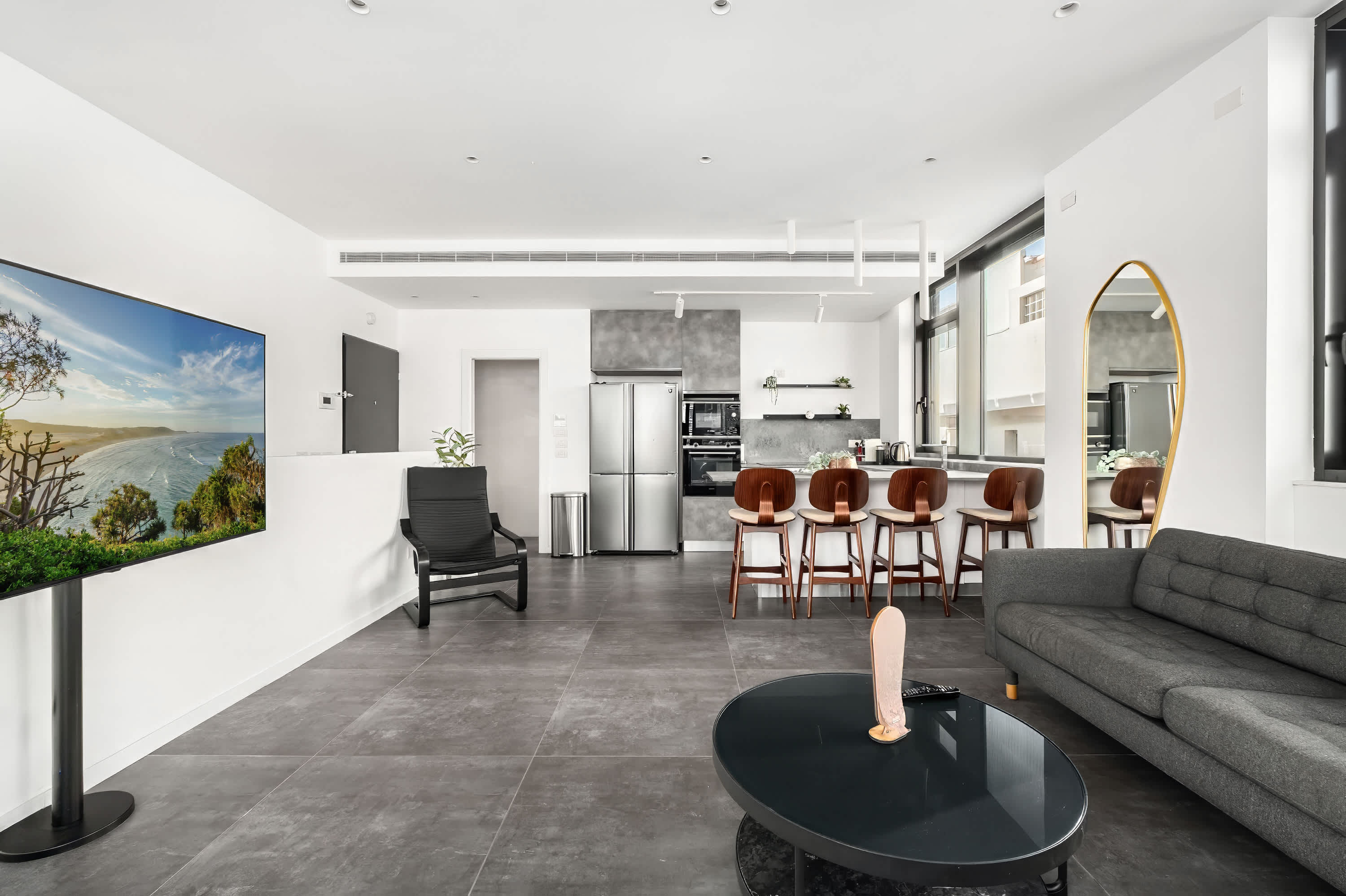 Modern Duplex 4BR by the beach by HolyGuest 5